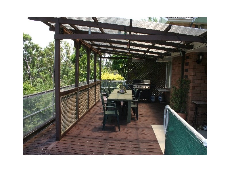 52 Sladden Road, Yarrawarrah NSW 2233