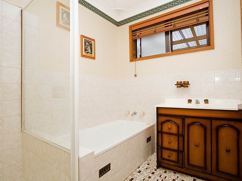 143 Kingswood Road, Engadine NSW 2233