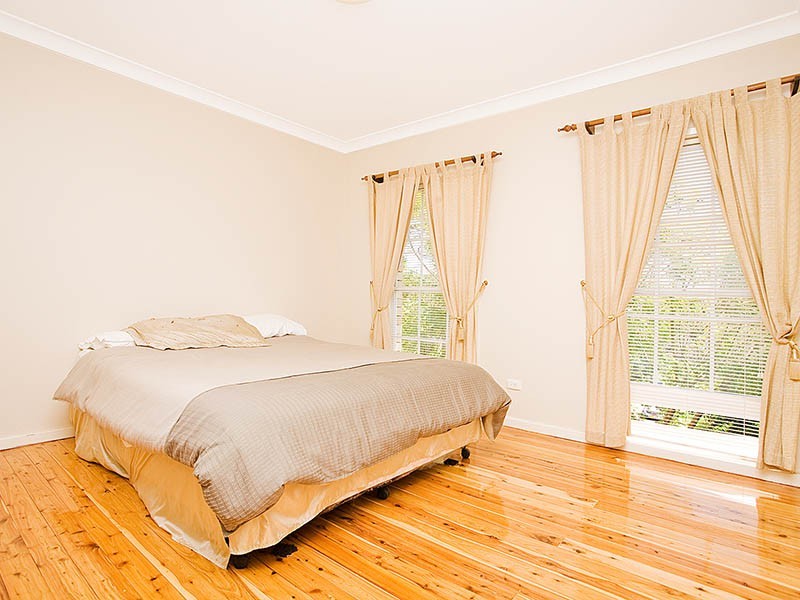 10 Canopus Close, Engadine NSW 2233