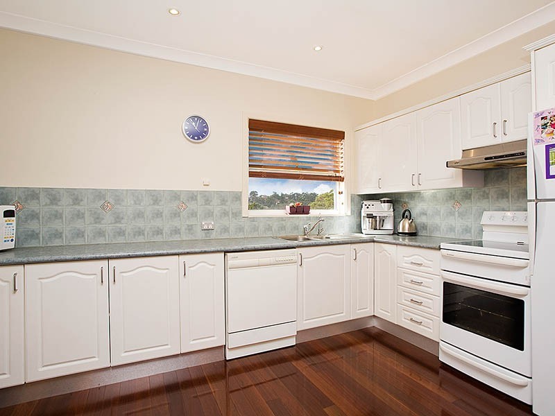 8 Ardrossan Road, Engadine NSW 2233