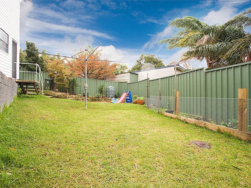 8 Ardrossan Road, Engadine NSW 2233