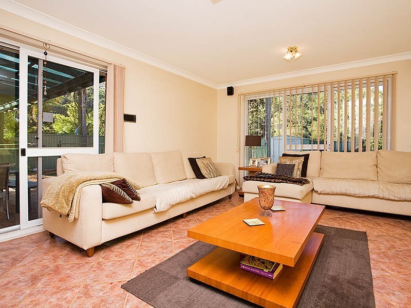 210 Washington Drive, Bonnet Bay NSW 2226