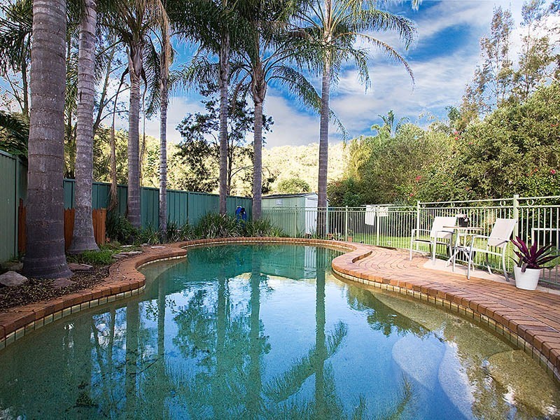210 Washington Drive, Bonnet Bay NSW 2226