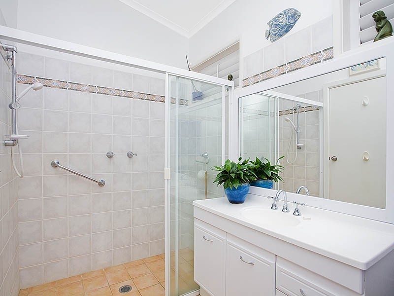 14 Laurina Avenue, Yarrawarrah NSW 2233