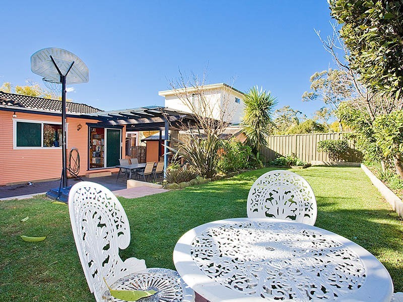 70 Thurlgona Road, Engadine NSW 2233