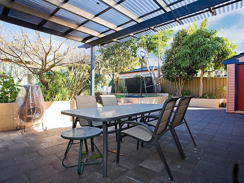 70 Thurlgona Road, Engadine NSW 2233