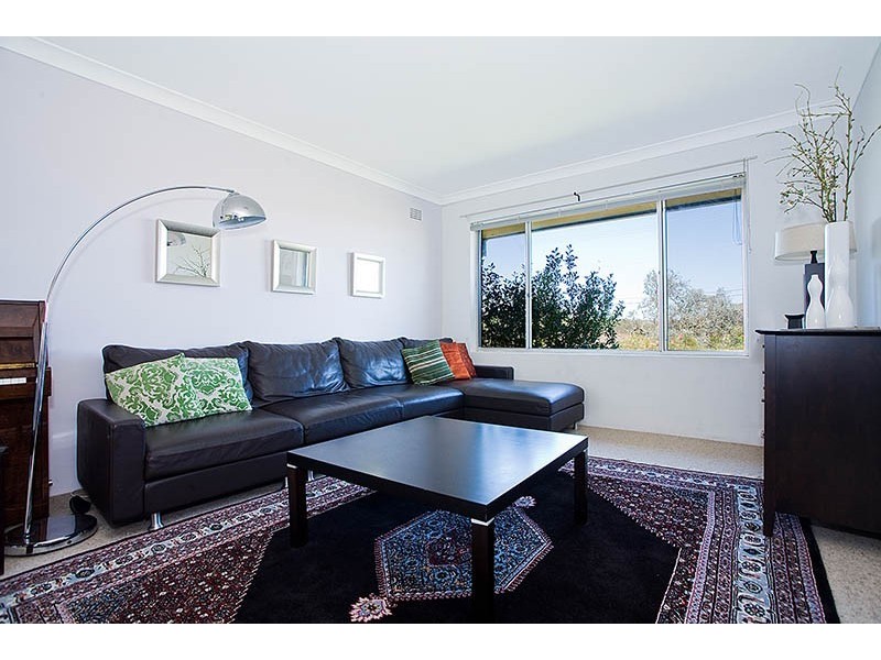 15 Beethoven Street, Engadine NSW 2233