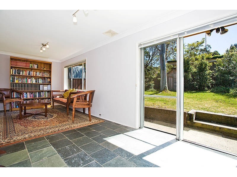 15 Beethoven Street, Engadine NSW 2233