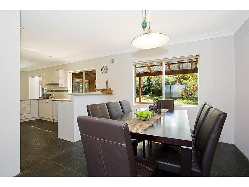 15 Beethoven Street, Engadine NSW 2233