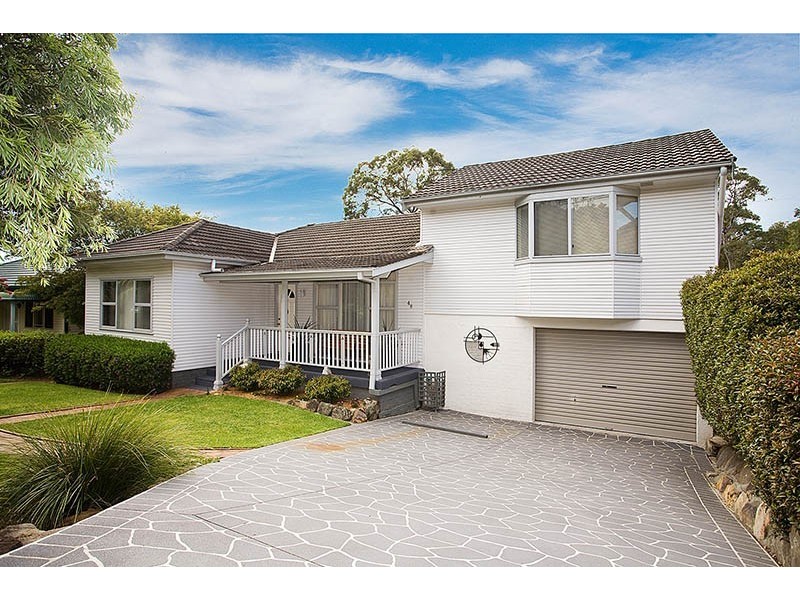 48 Forbes Crescent, Engadine NSW 2233