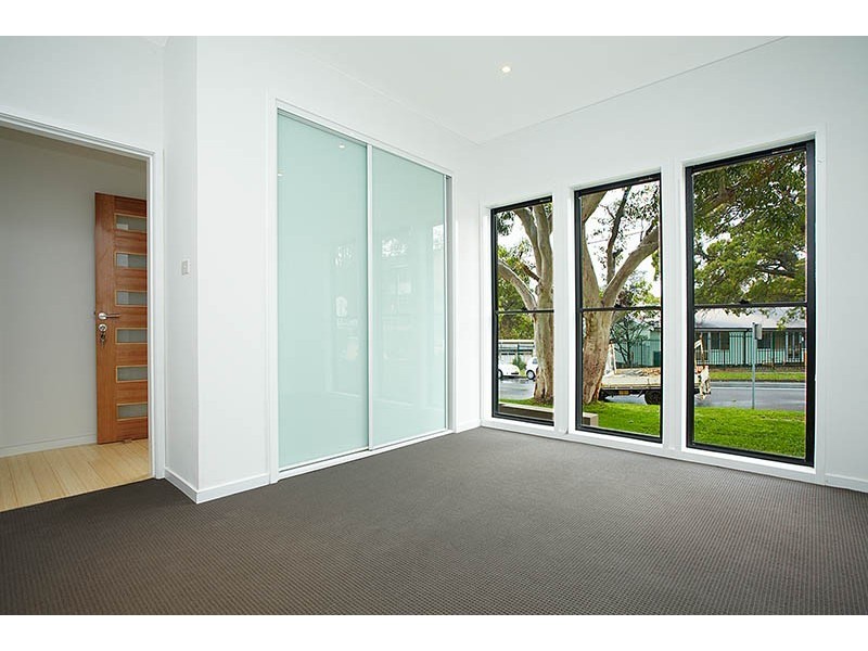 83 Cambrai Avenue, Engadine NSW 2233