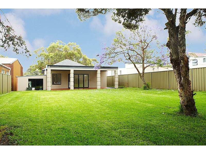 83 Cambrai Avenue, Engadine NSW 2233