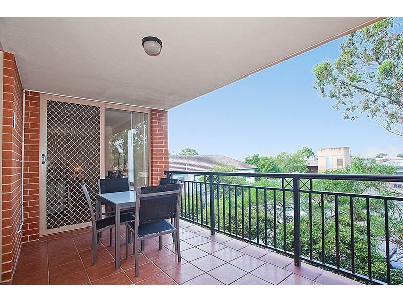 8/6 Preston Avenue, Engadine NSW 2233