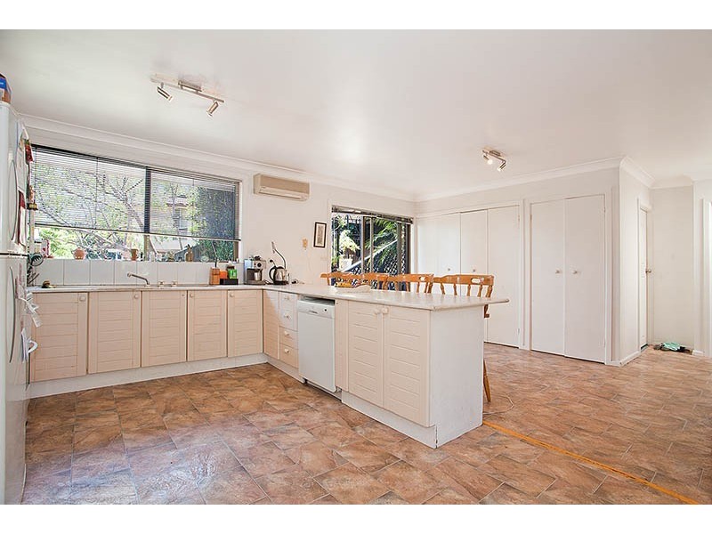 2 Kimbar Place, Yarrawarrah NSW 2233
