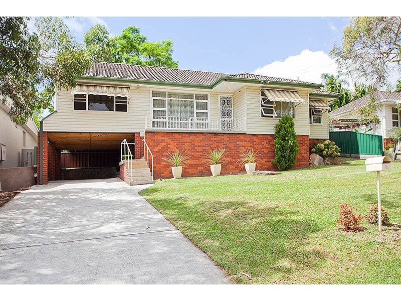 8 Palona Crescent, Engadine NSW 2233