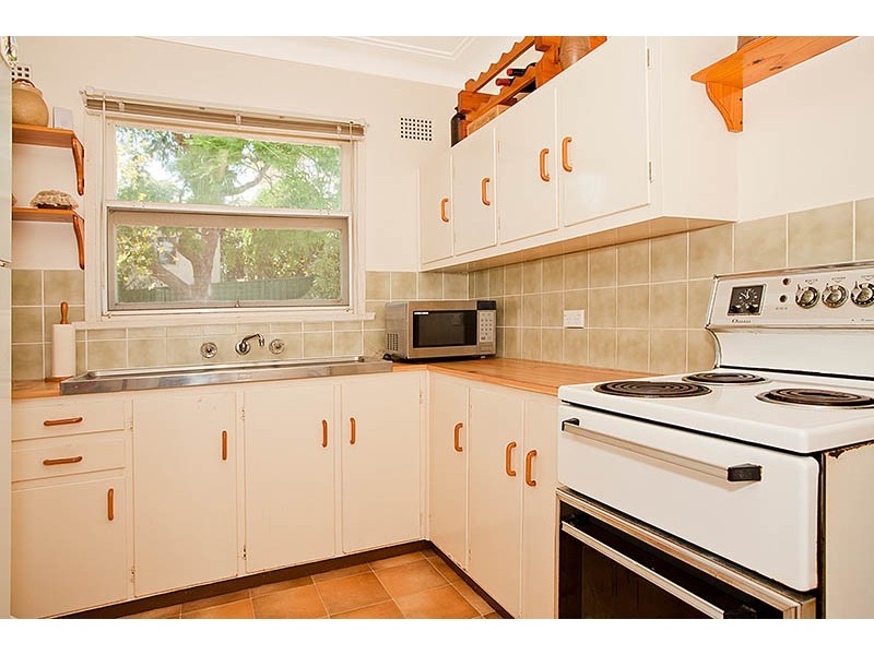 8 Palona Crescent, Engadine NSW 2233