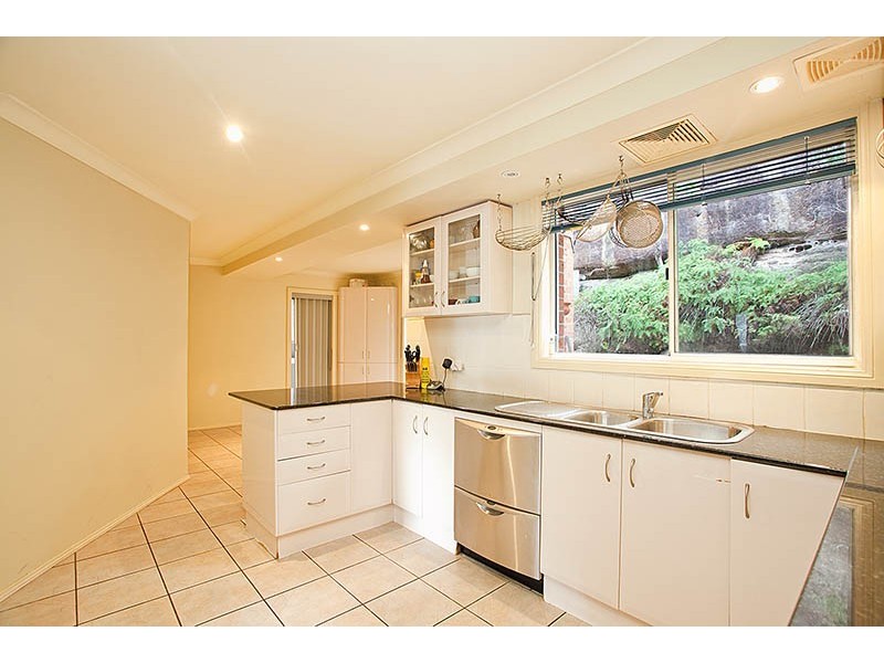 3 Nullabor Place, Yarrawarrah NSW 2233