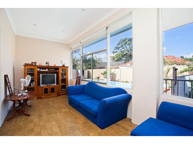 1 Snowy Place, Sylvania Waters NSW 2224