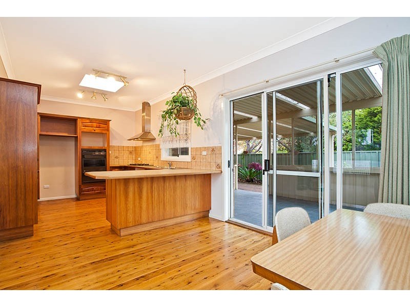 52 Cambrai Avenue, Engadine NSW 2233