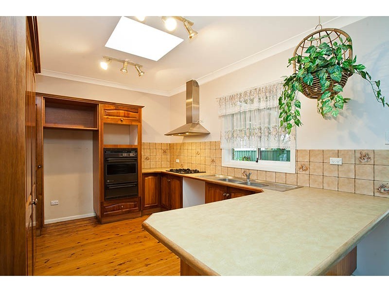 52 Cambrai Avenue, Engadine NSW 2233