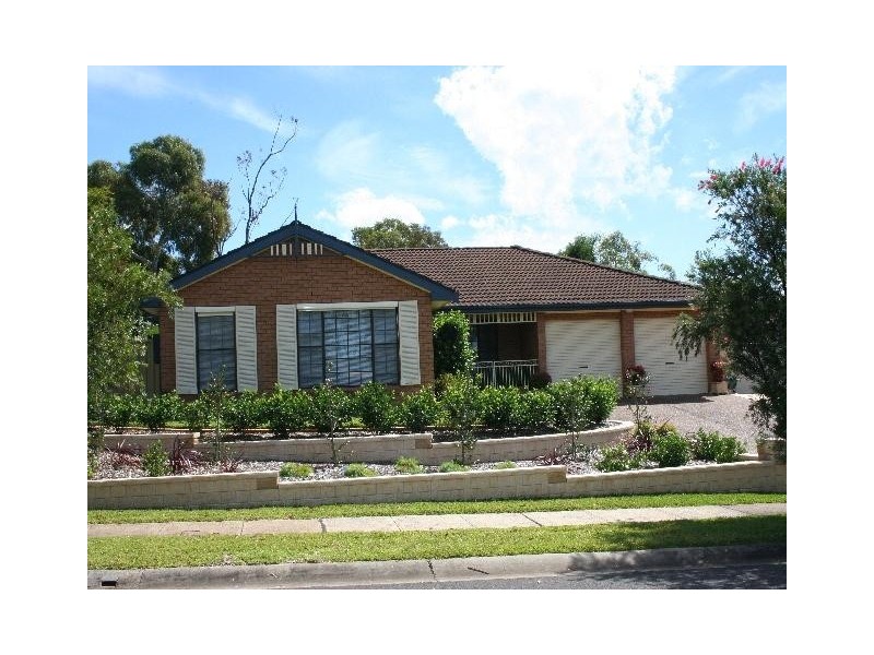 64 Albatross Circuit, Woronora Heights NSW 2233