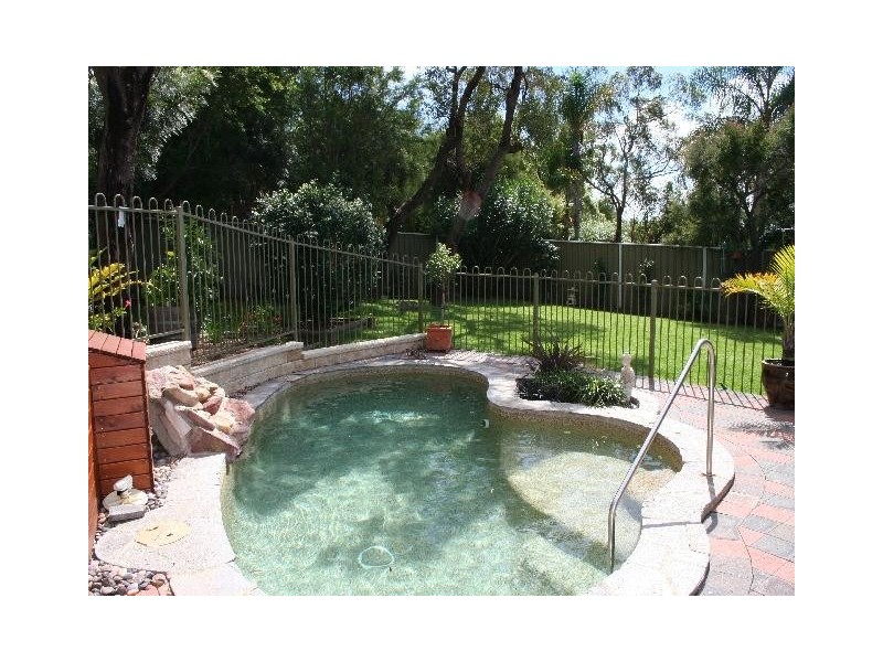 64 Albatross Circuit, Woronora Heights NSW 2233