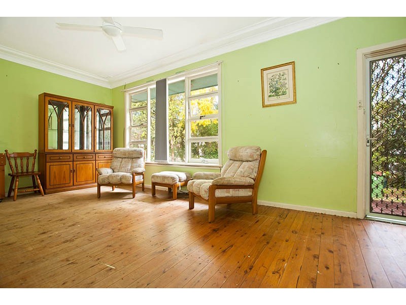 55 Oliver Street, Heathcote NSW 2233