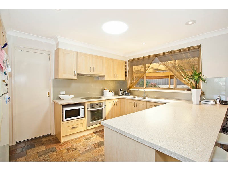 16 Quarrion Place, Woronora NSW 2232