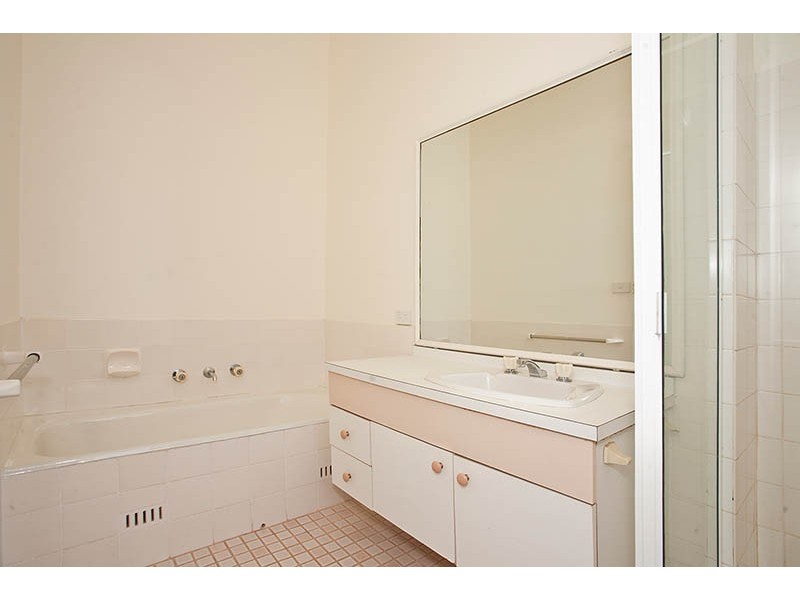 10/82-84 Yathong Road, Caringbah NSW 2229