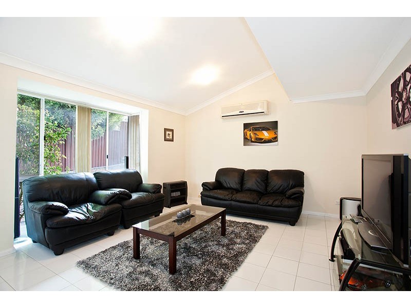 4/7 Dernancourt Avenue, Engadine NSW 2233