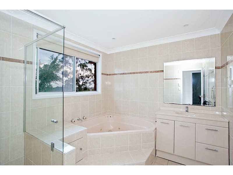 4/7 Dernancourt Avenue, Engadine NSW 2233