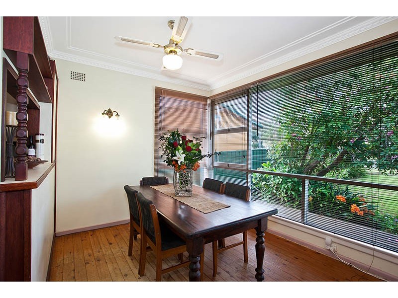 13 Amiens Avenue, Engadine NSW 2233