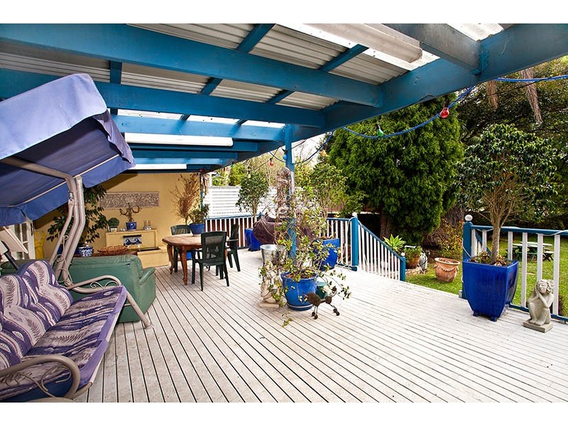 7 Hunter Street, Heathcote NSW 2233