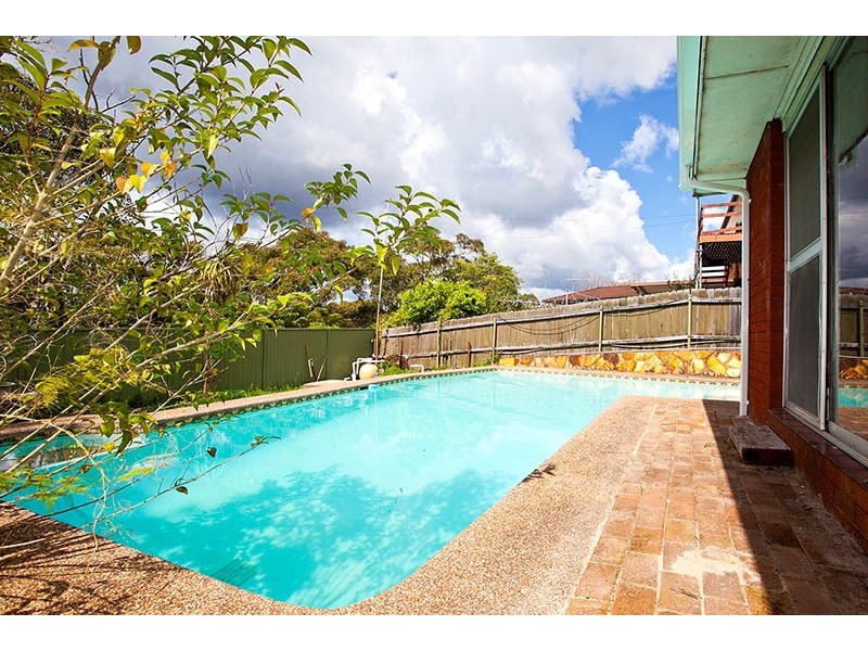 16 Croston Road, Engadine NSW 2233