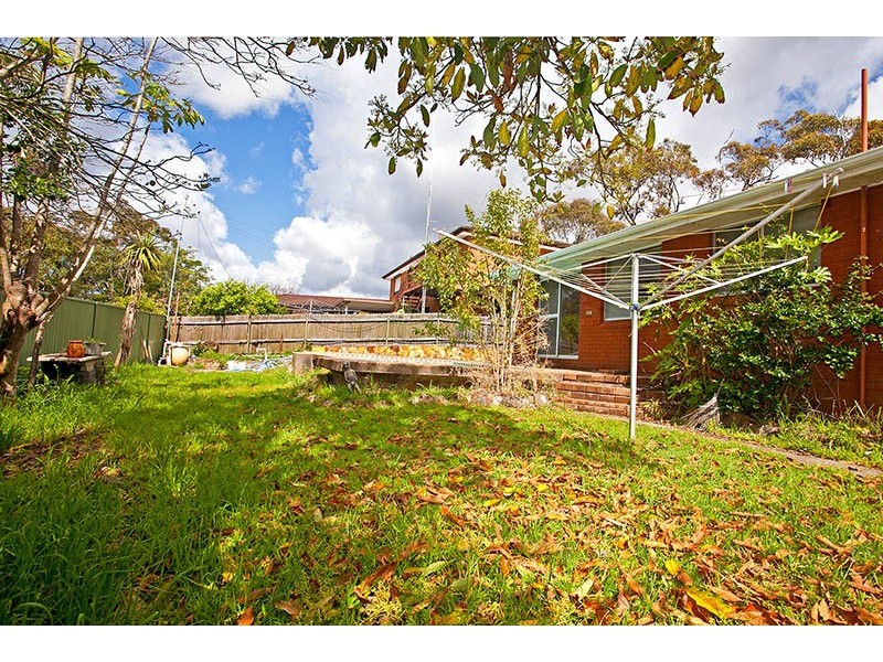 16 Croston Road, Engadine NSW 2233