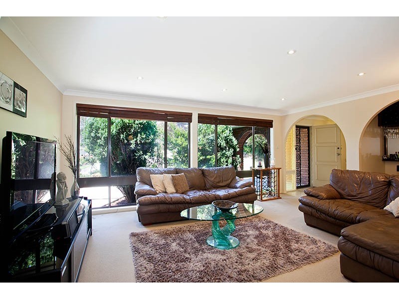 11 Larool Place, Engadine NSW 2233