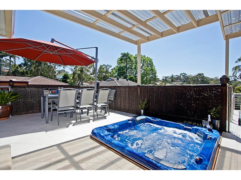 11 Larool Place, Engadine NSW 2233