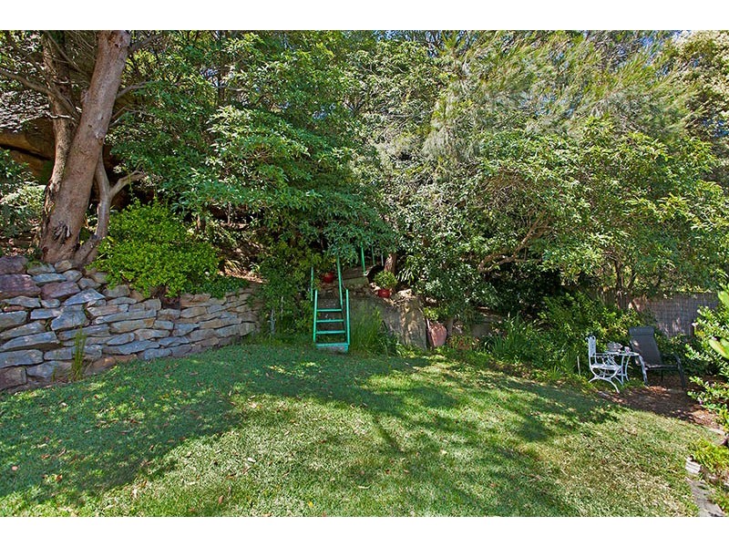 52 Sladden Road, Yarrawarrah NSW 2233