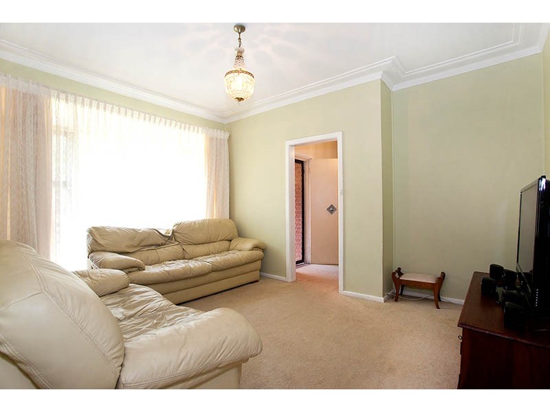 10 Bombell Avenue, Engadine NSW 2233