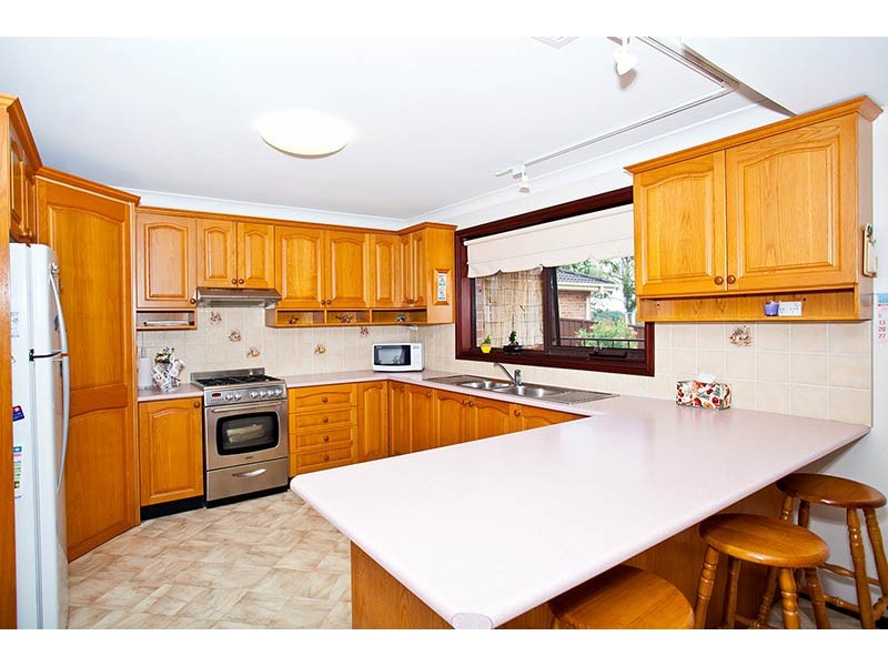 7 Capri Close, Heathcote NSW 2233