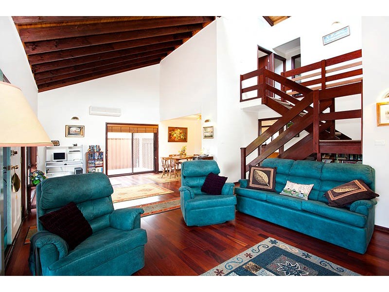 7 Capri Close, Heathcote NSW 2233