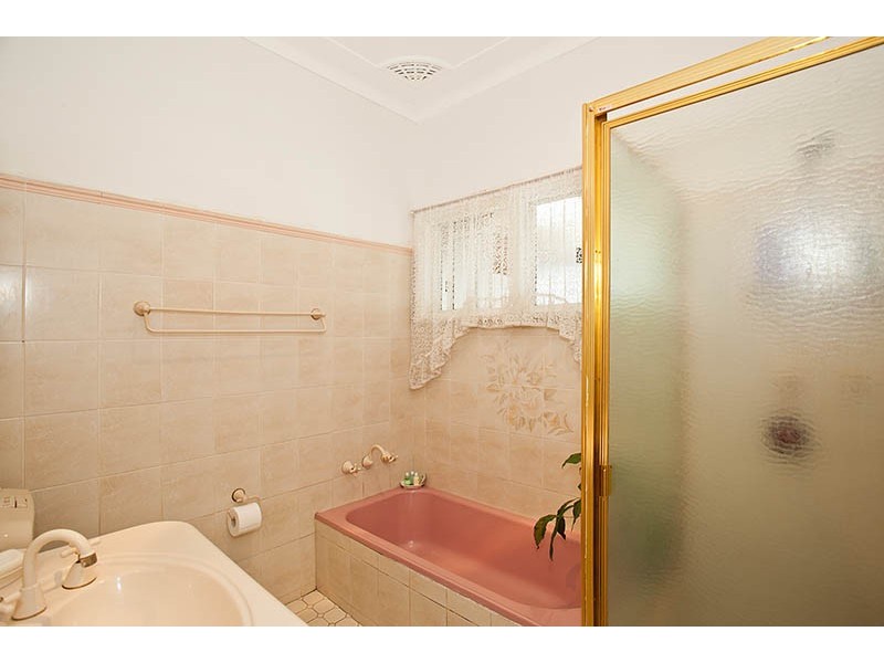 40 Forest Road, Heathcote NSW 2233