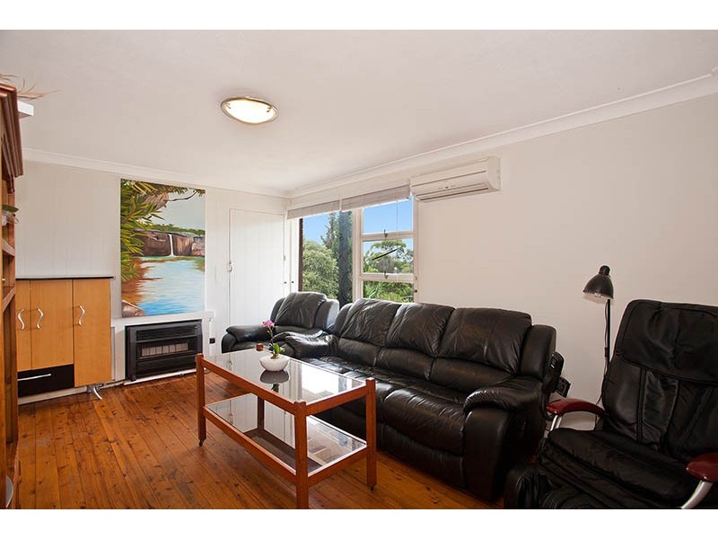 11 Leawarra Street, Engadine NSW 2233