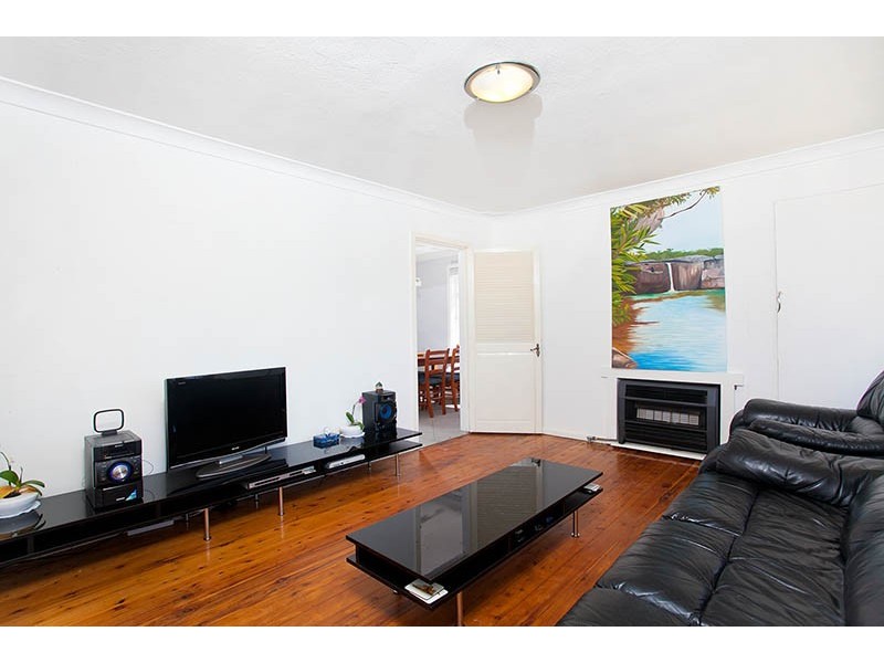 11 Leawarra Street, Engadine NSW 2233