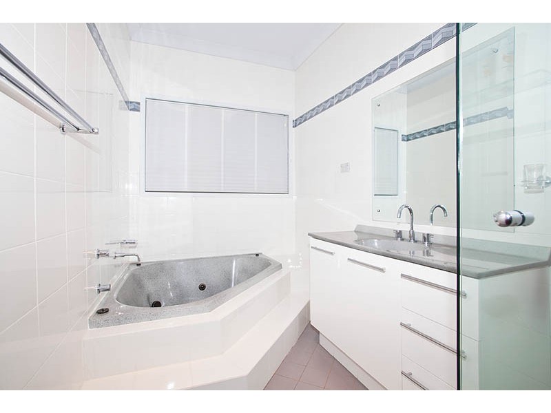 6 Lowry Place, Woronora Heights NSW 2233
