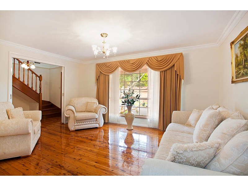 73 Bundanoon Road, Woronora Heights NSW 2233