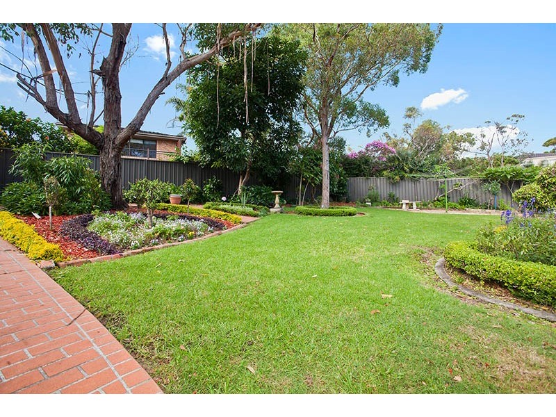 73 Bundanoon Road, Woronora Heights NSW 2233