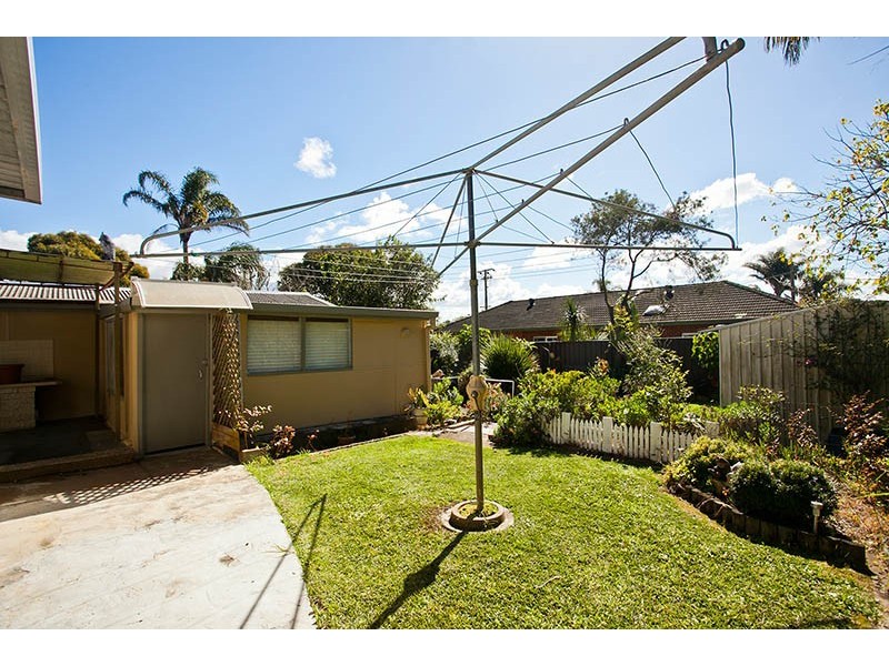 31 Bullecourt Avenue, Engadine NSW 2233