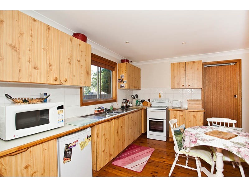 30 Boundary Road, Heathcote NSW 2233