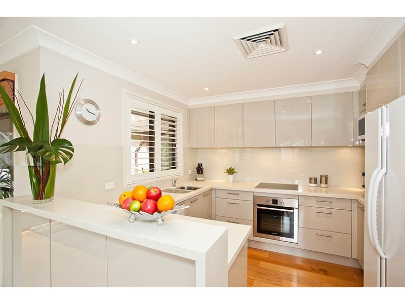 12 Derby Place, Yarrawarrah NSW 2233